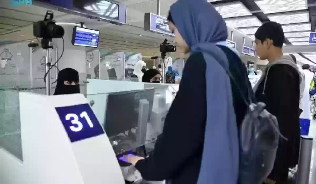 السعودية تتيح تأشيرة السياحة إلكترونيًا لرعايا 63 دولة.
